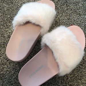 Steve Madden Slides